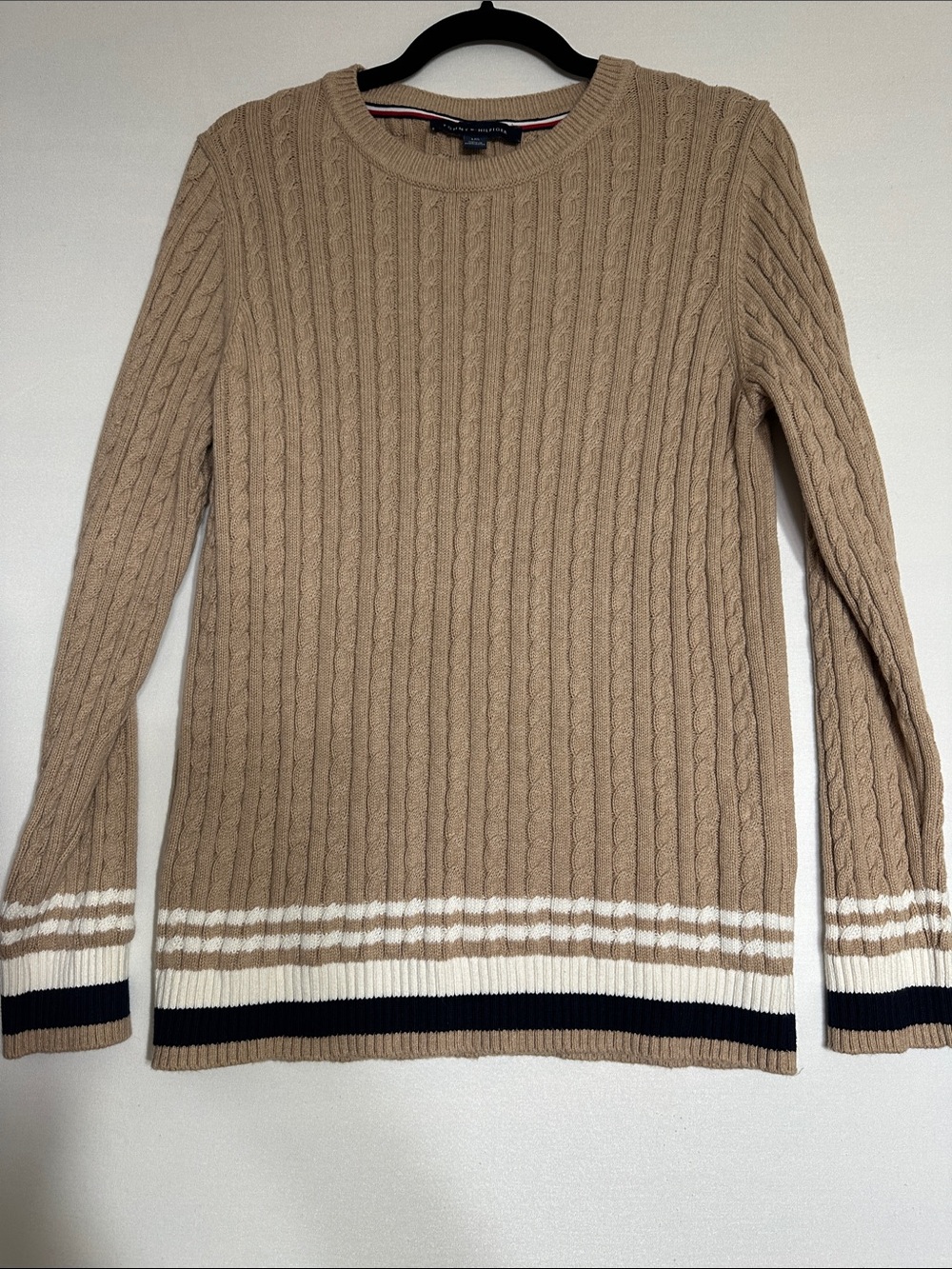 Tommy Hilfiger Men’s Tan Cable Knit Crewneck Sweater with Stripe Hem L/G